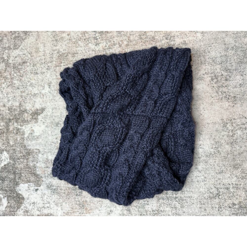 Gap Knit Infinity Scarf Neck Warmer Navy Wool Blend Fisherman One Size Warm